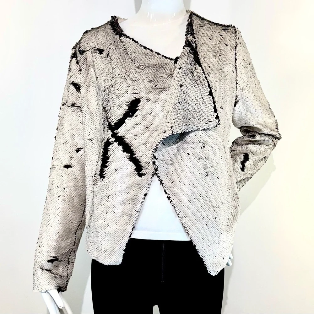 NWT CUPCAKES & CASHMERE Two Tone FLIP SEQUIN Blazer/Jacket Size: Medium